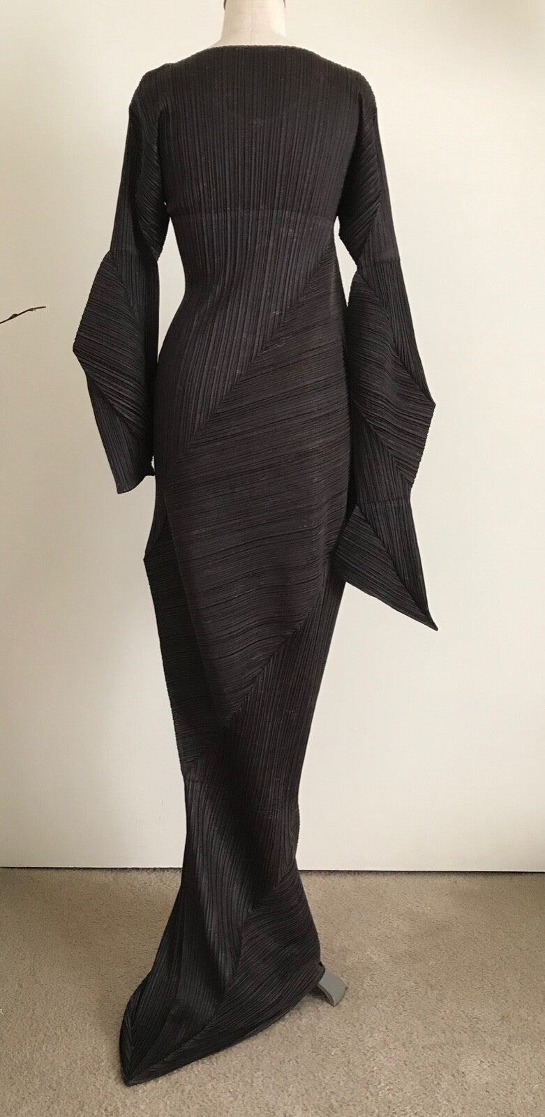 Pleats Please by ISSEY MIYAKE CAI GUO QIANG Gorgeous Dress Very Rare!
