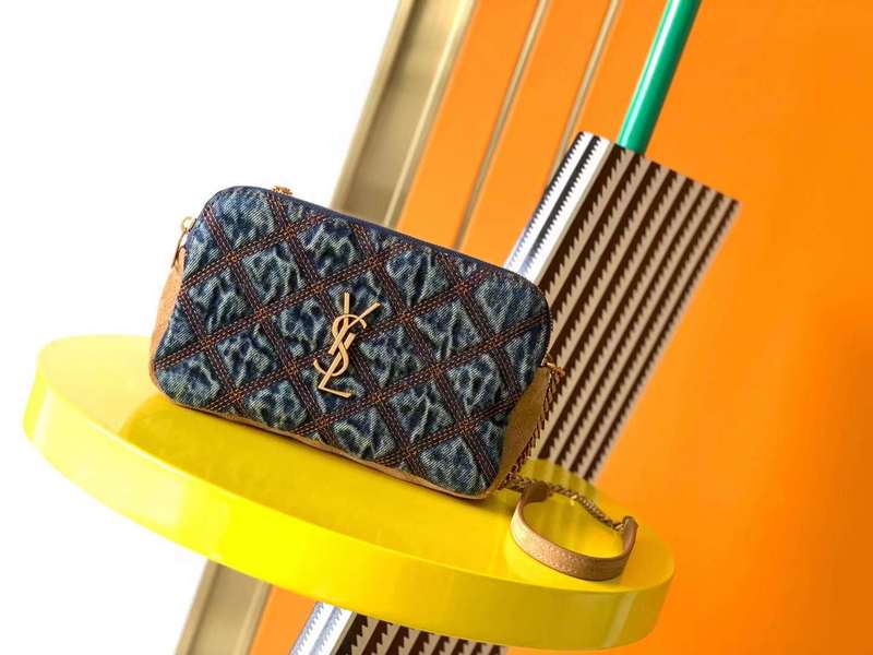 Yves Saint Laurent  Essential Handbag