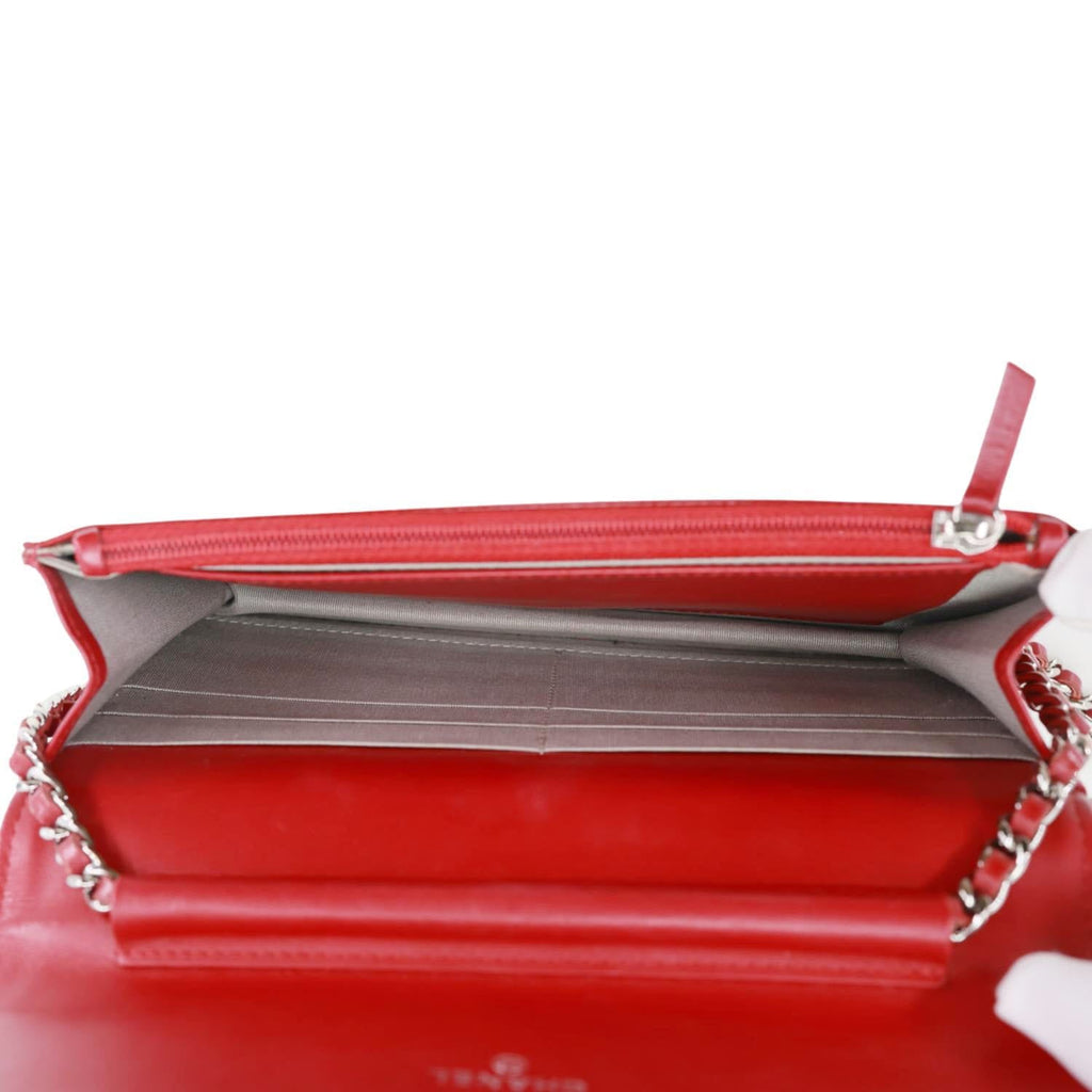 CHANEL Brilliant WOC Quilted Patent Leather Crossbody Wallet Red