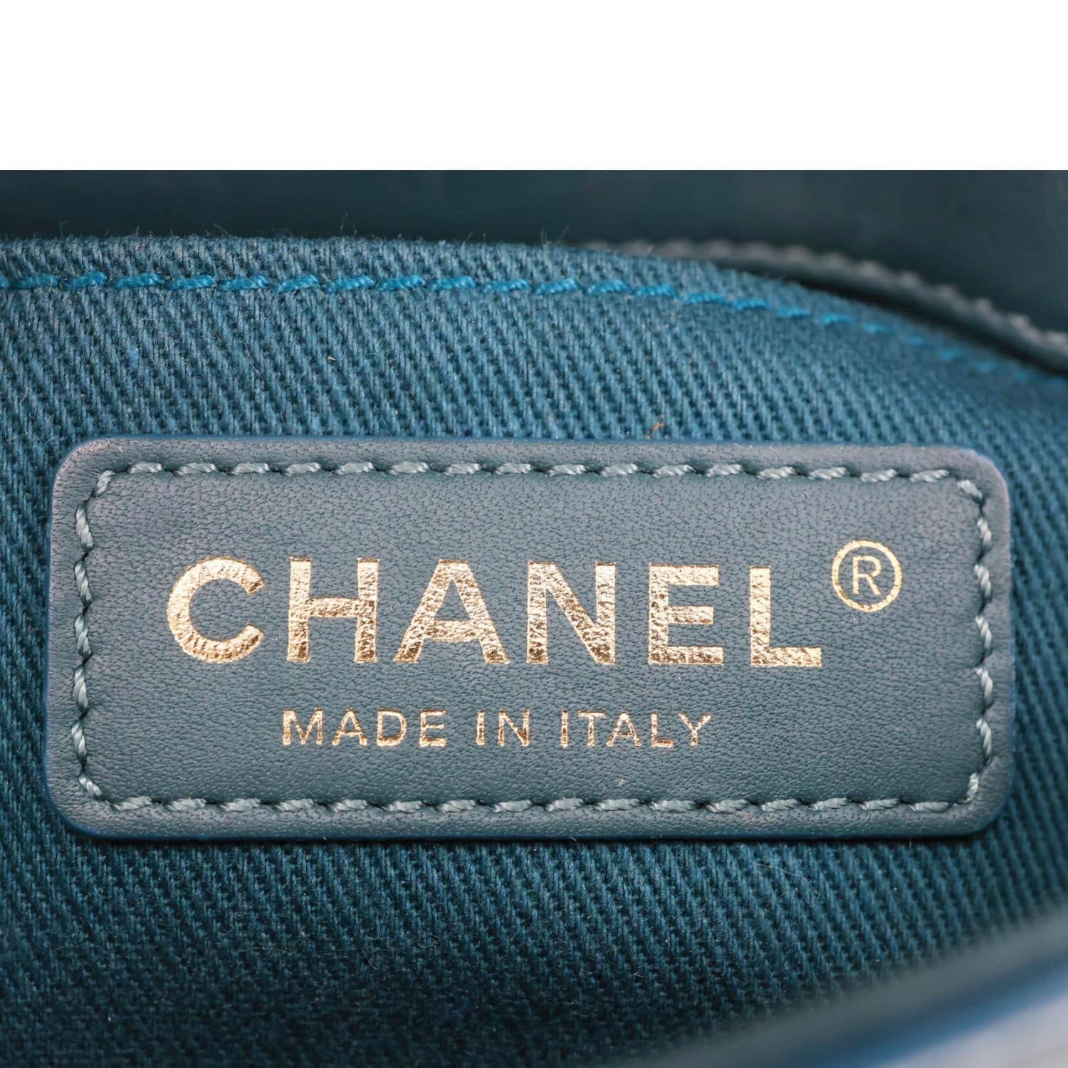Chanel CC Stitched Flap Calfskin Leather Crossbody Bag Green