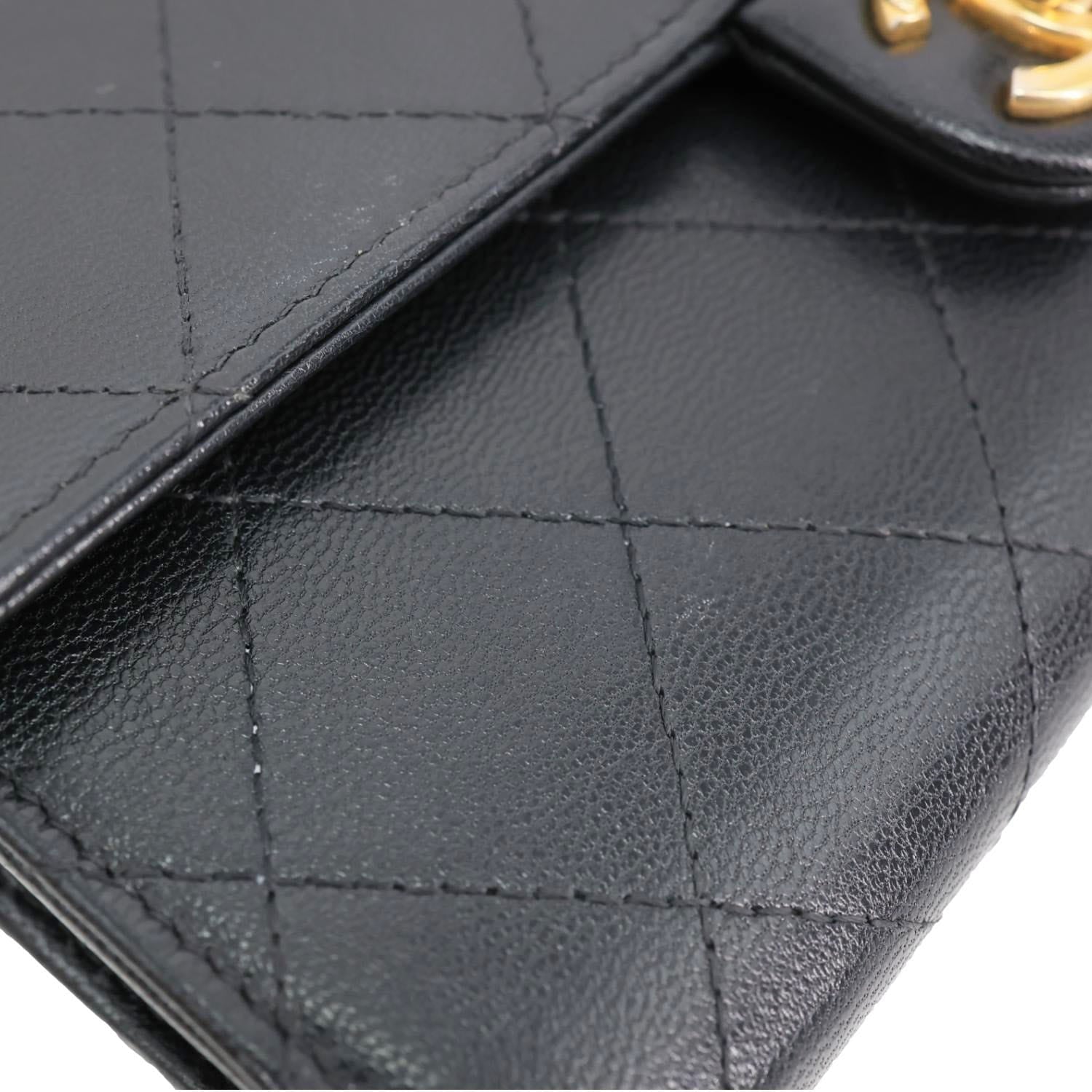 CHANEL Chic Pearls Quilted Goatskin Leather Clutch On Chain Black