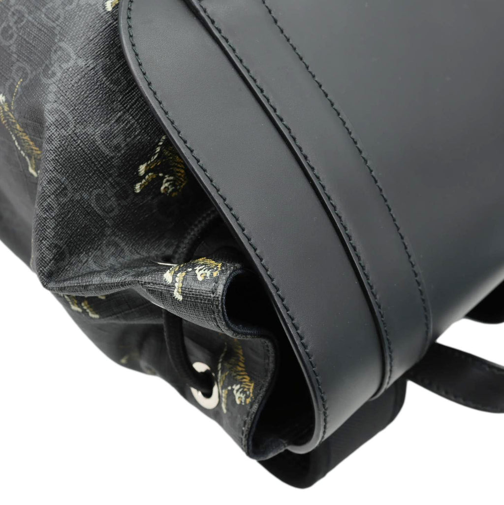 GUCCI GG Supreme Tiger Backpack Black 495563