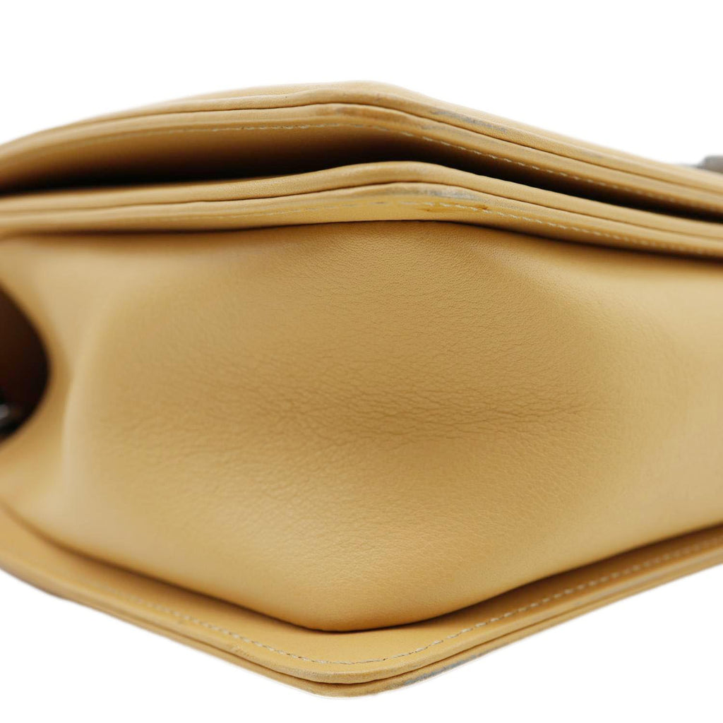 CHANEL Boy Flap Medium Chevron Calfskin Leather Chain Shoulder Bag Beige