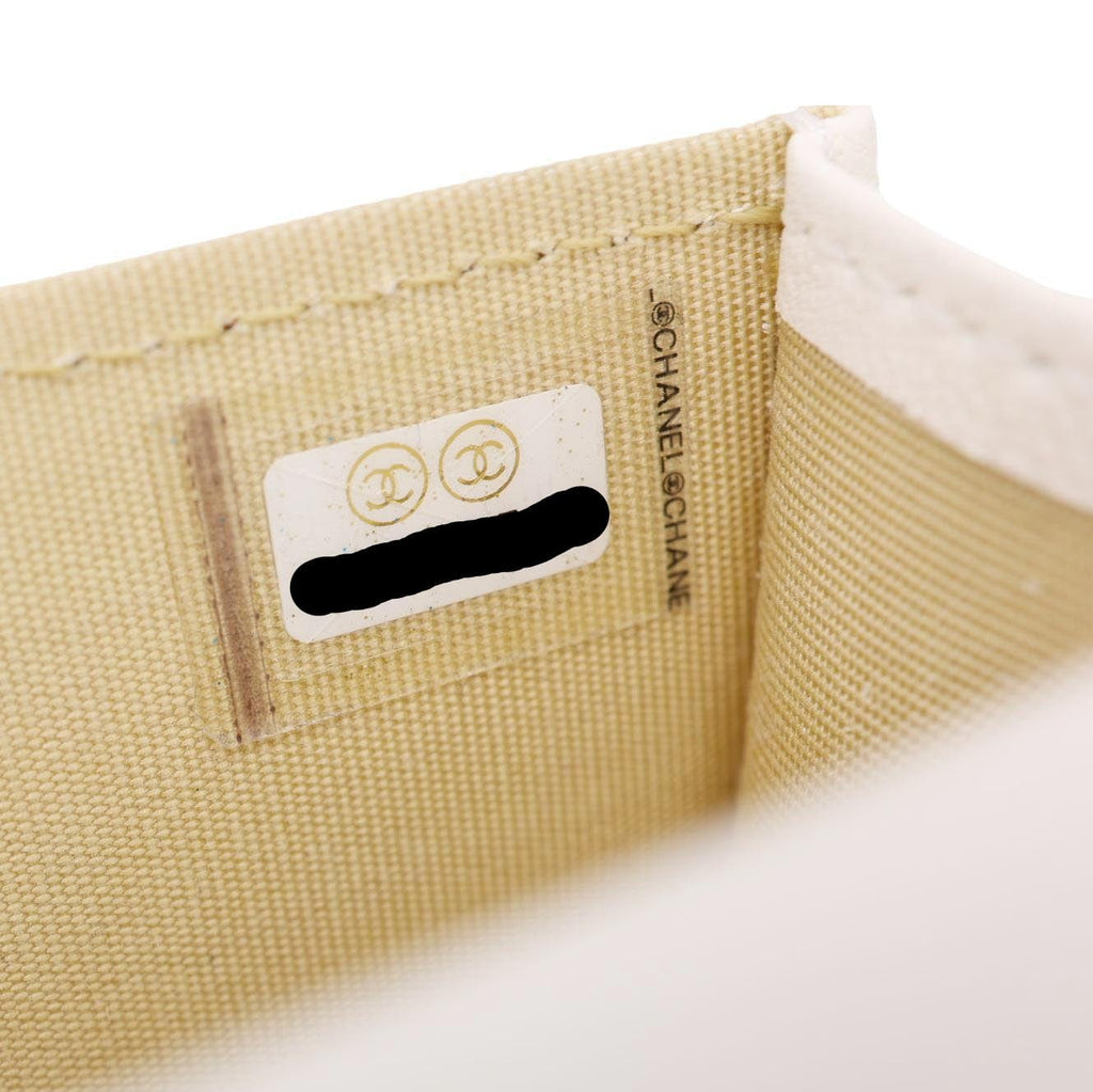 CHANEL Pearl Crush Flap Quilted Lambskin Leather Clutch With Chain White
