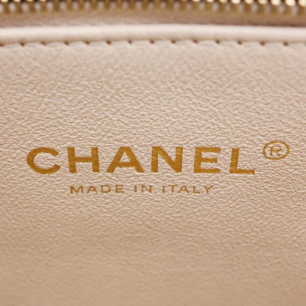 CHANEL Coco Luxe Flap Quilted Lambskin Leather Top Handle Shoulder Bag White