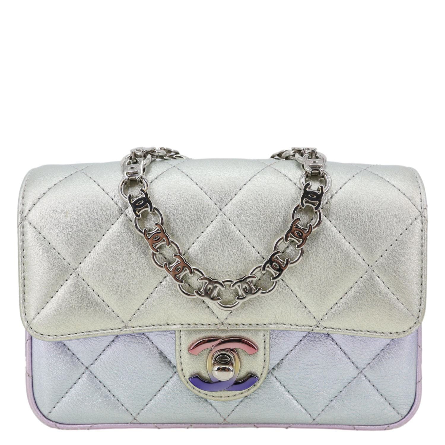 CHANEL Gradient Metallic Quilted Calfskin Leather Clutch Bag Silver