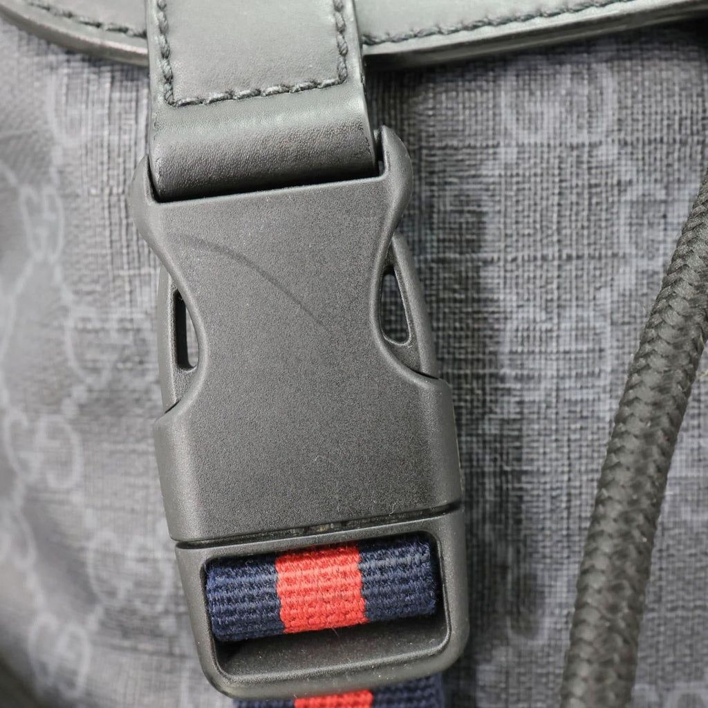 GUCCI GG Supreme Canvas Backpack Black 495563