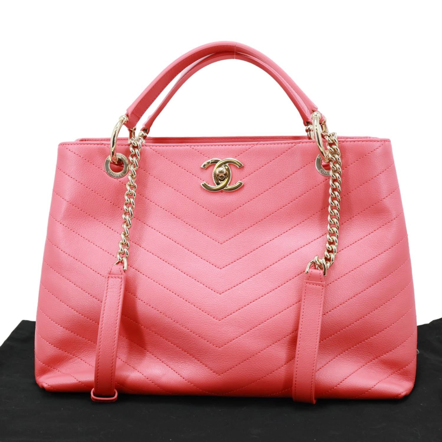 CHANEL Stitched Chevron Calfskin Leather Chic Shopping Tote Bag Pink