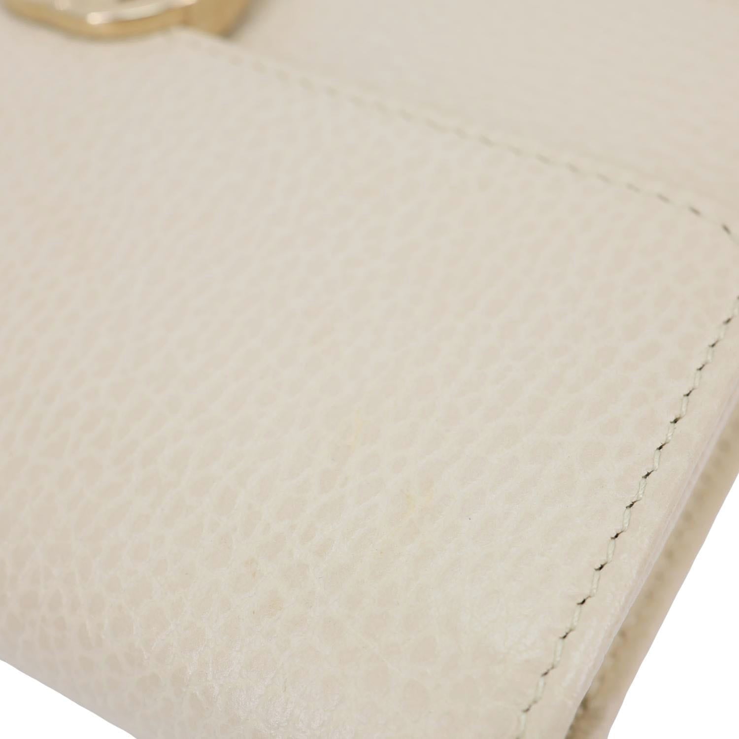 GUCCI GG Interlocking Leather Wallet On Chain Crossbody Bag Off White 615523