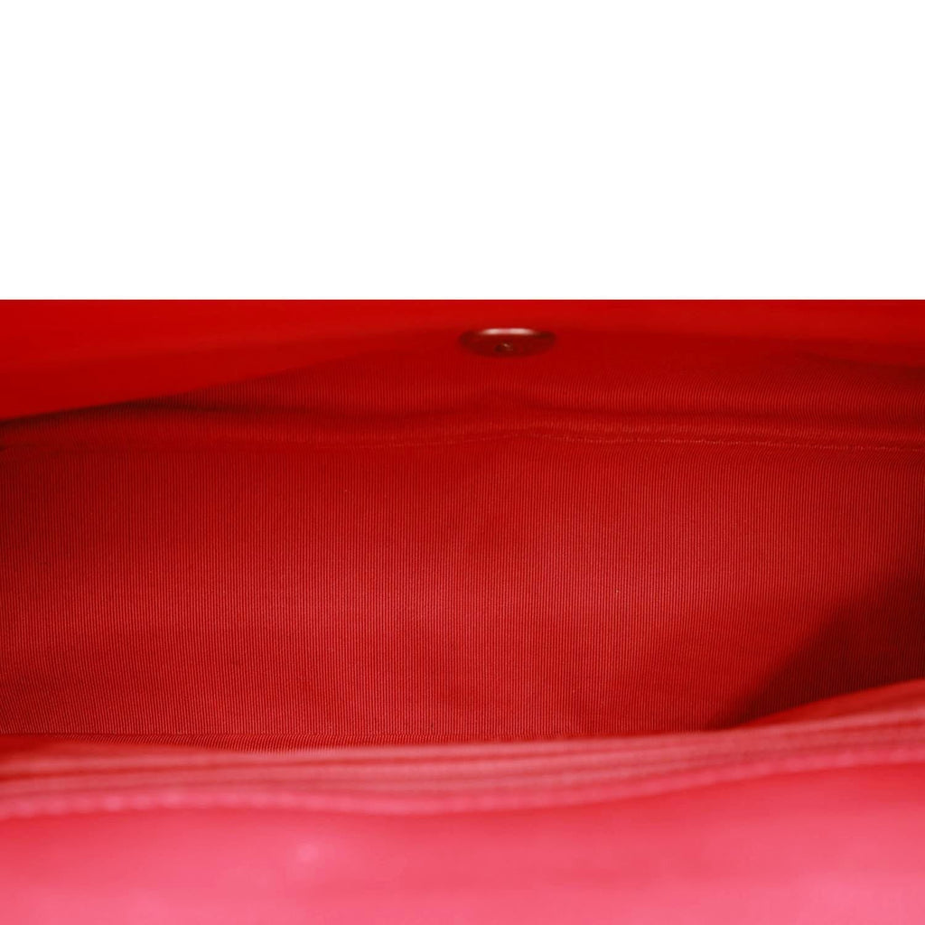 CHANEL Mademoiselle Chic Flap Medium Leather Shoulder Bag Red