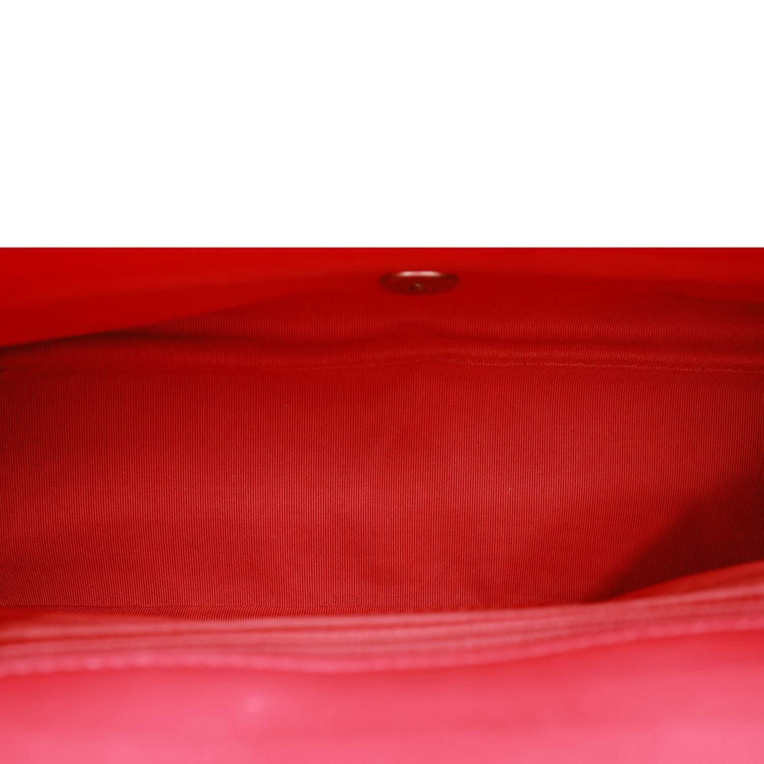 CHANEL Mademoiselle Chic Flap Medium Leather Shoulder Bag Red