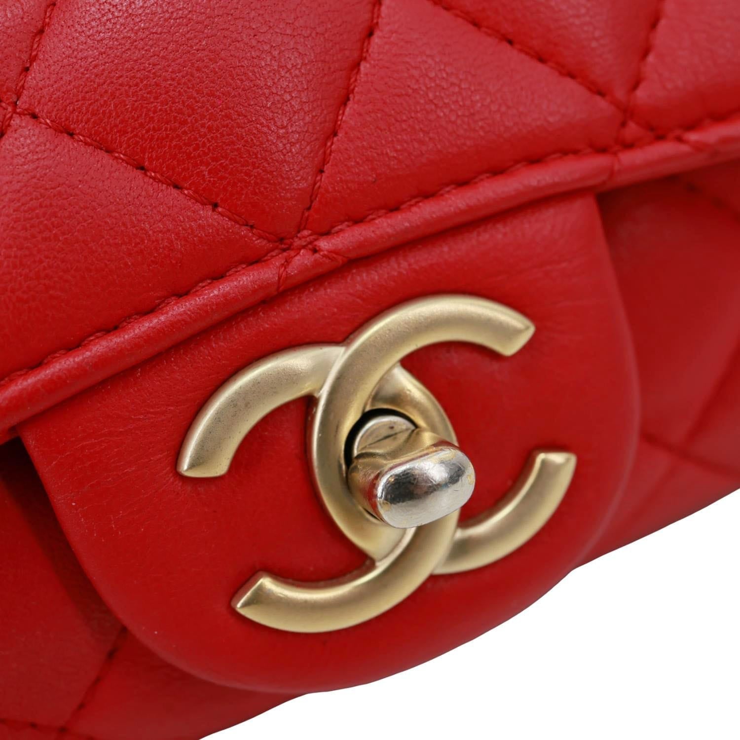 CHANEL Mademoiselle Chic Flap Medium Leather Shoulder Bag Red
