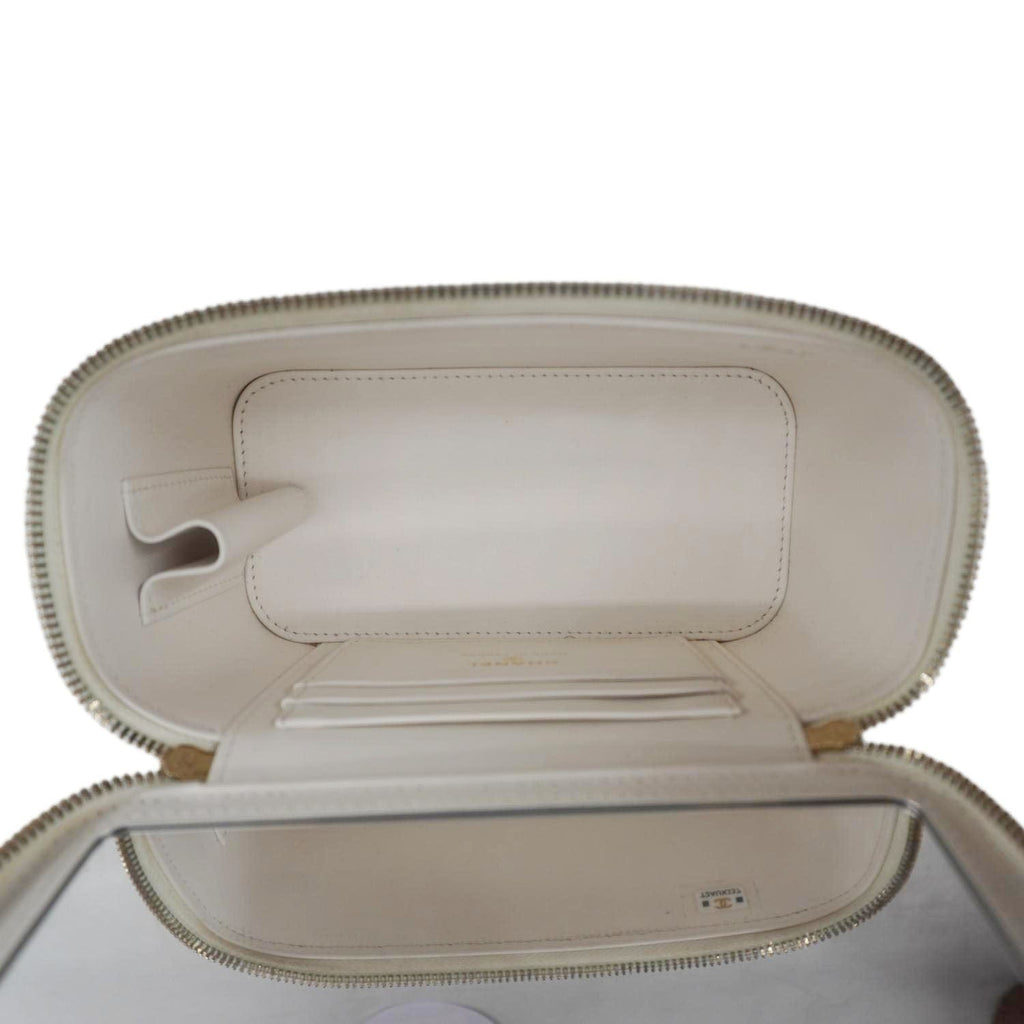 CHANEL Coco Casino Small Quilted Caviar Leather Chain Vanity Case White