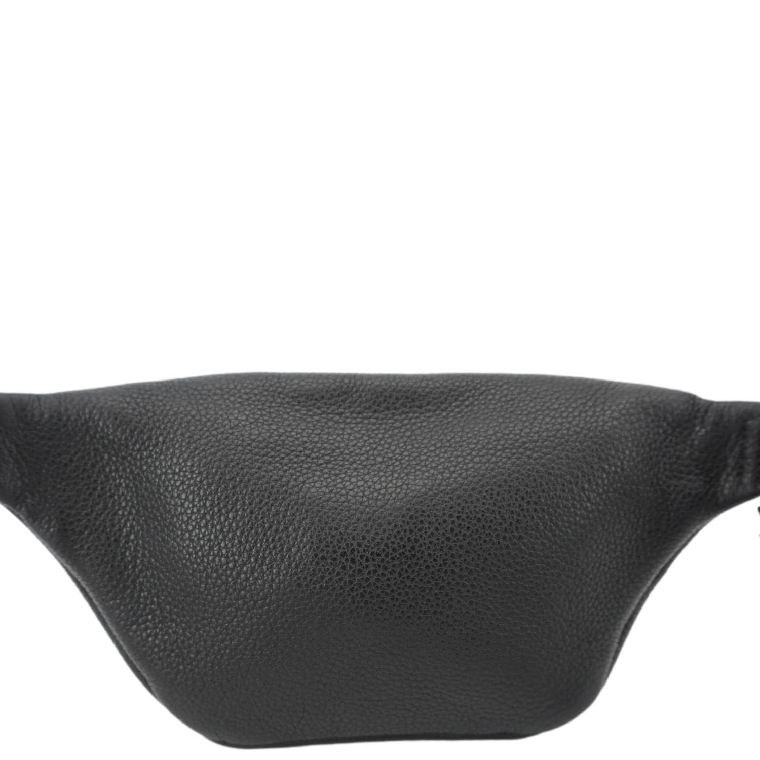 GUCCI Logo Print Small Grained Calfskin Leather Belt Bag Black 527792