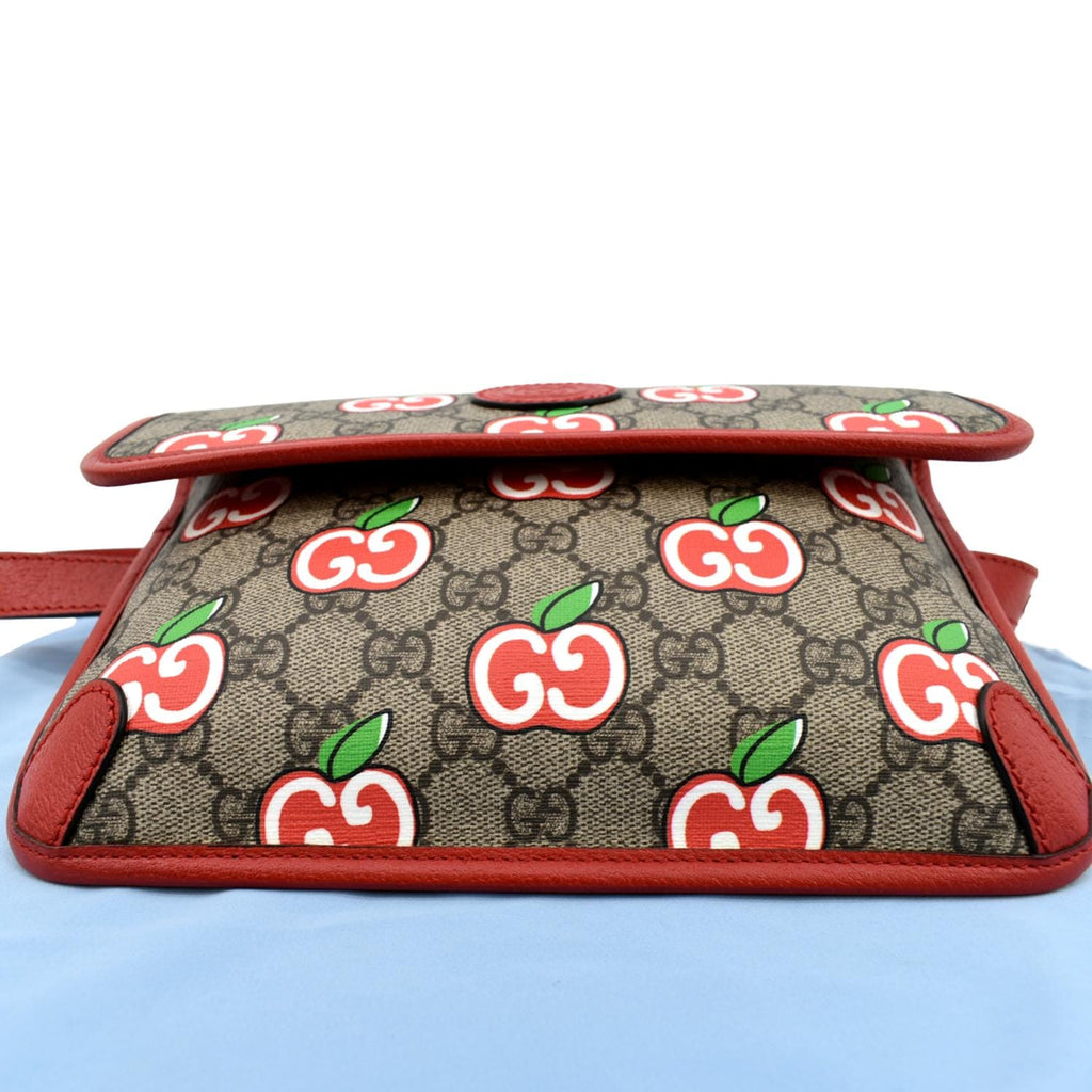 GUCCI Apple Interlocking GG Supreme Canvas Belt Bag Multicolor 625233