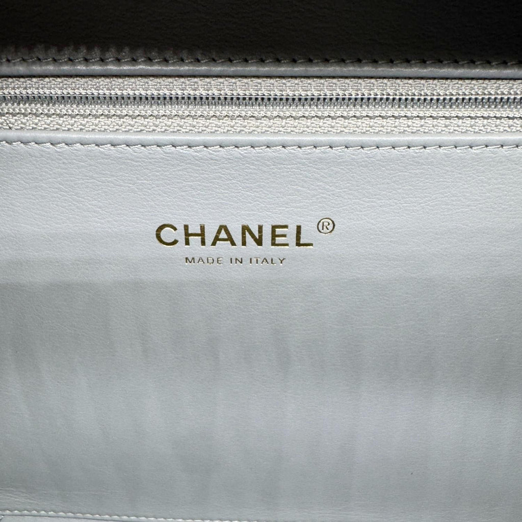 CHANEL Vanity Case Filigree CC Large Caviar Quilted Shoulder Bag Grey