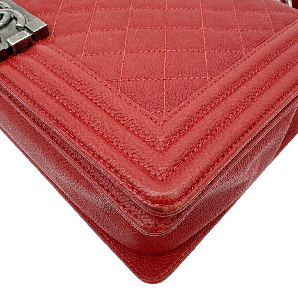 CHANEL Boy Flap New Medium Quilted Caviar Leather Chain Shoulder Bag Red