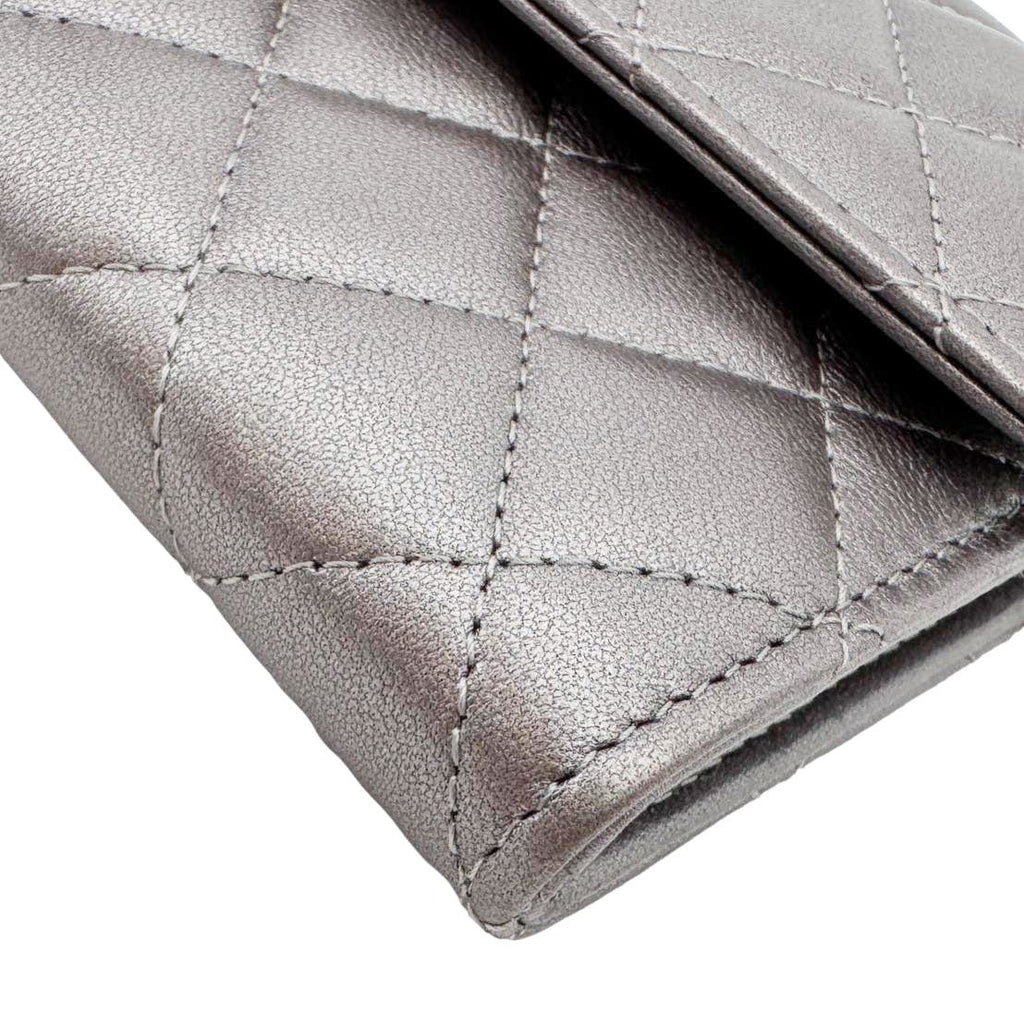 CHANEL Pearl My Shoulder Mini Lambskin Quilted Leather Wallet Silver