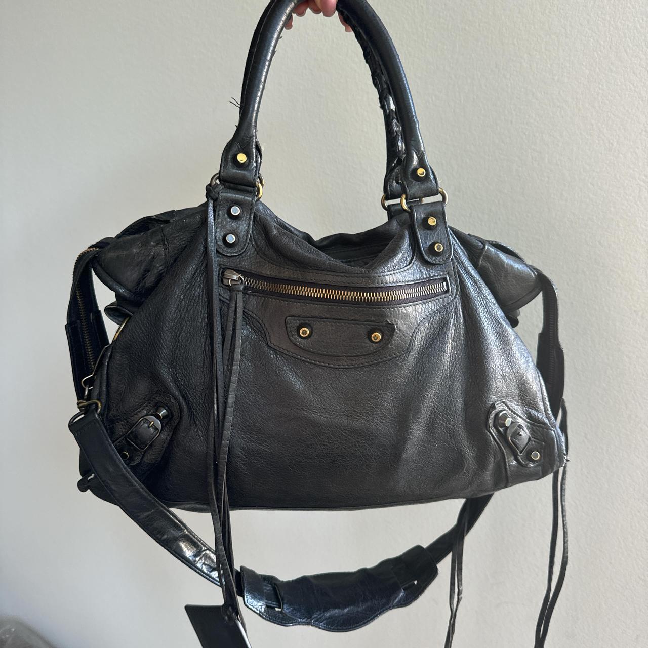 🔥 Authentic Balenciaga city bag medium in black color Pre-owned 🔥