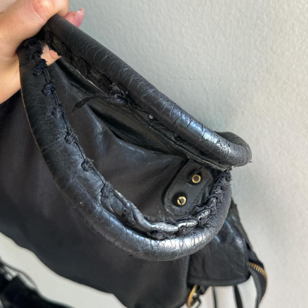 🔥 Authentic Balenciaga city bag medium in black color Pre-owned 🔥