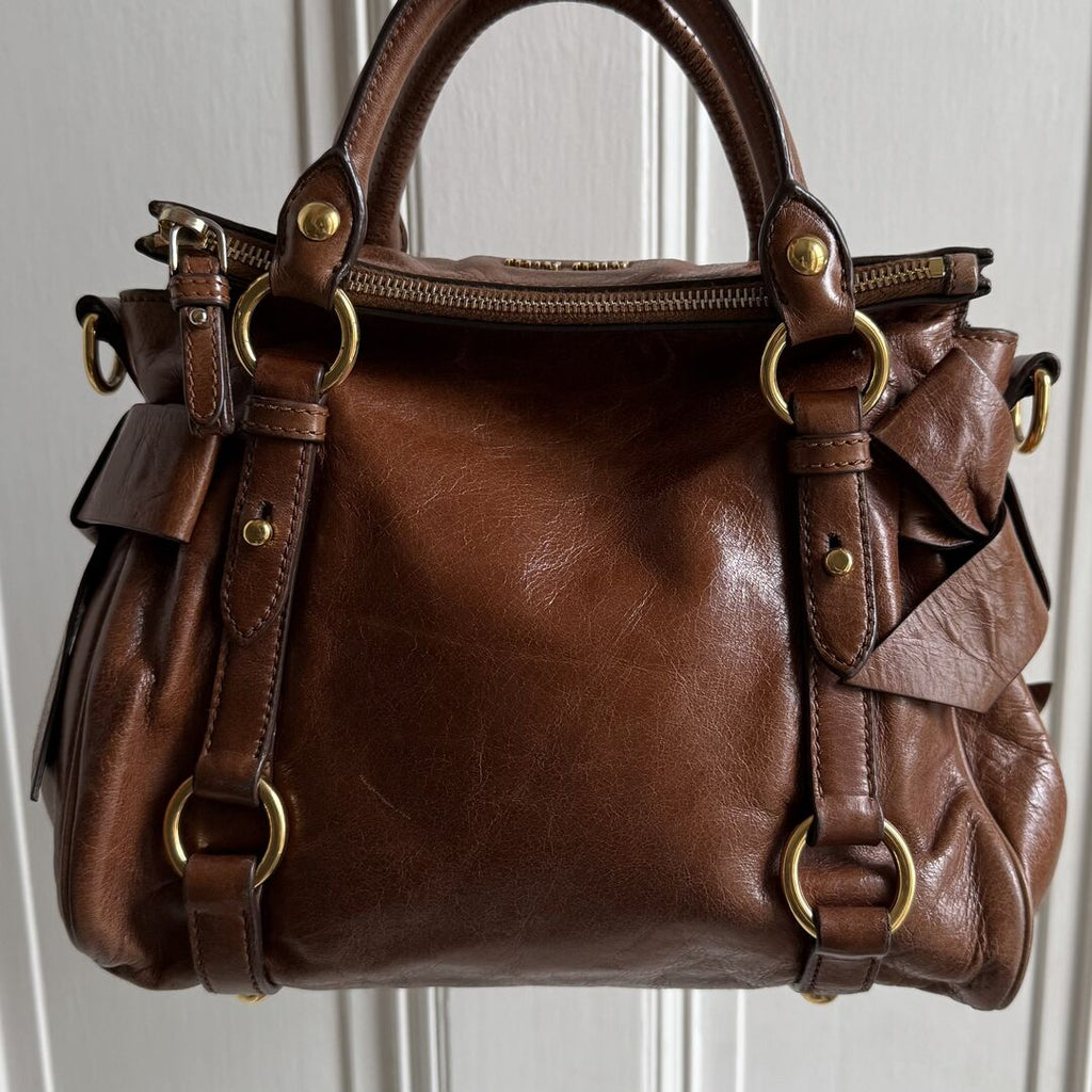 🔥 Authentic Miu Miu Mini Vitello Lux Brown Leather Handbag Pre-owned 🔥