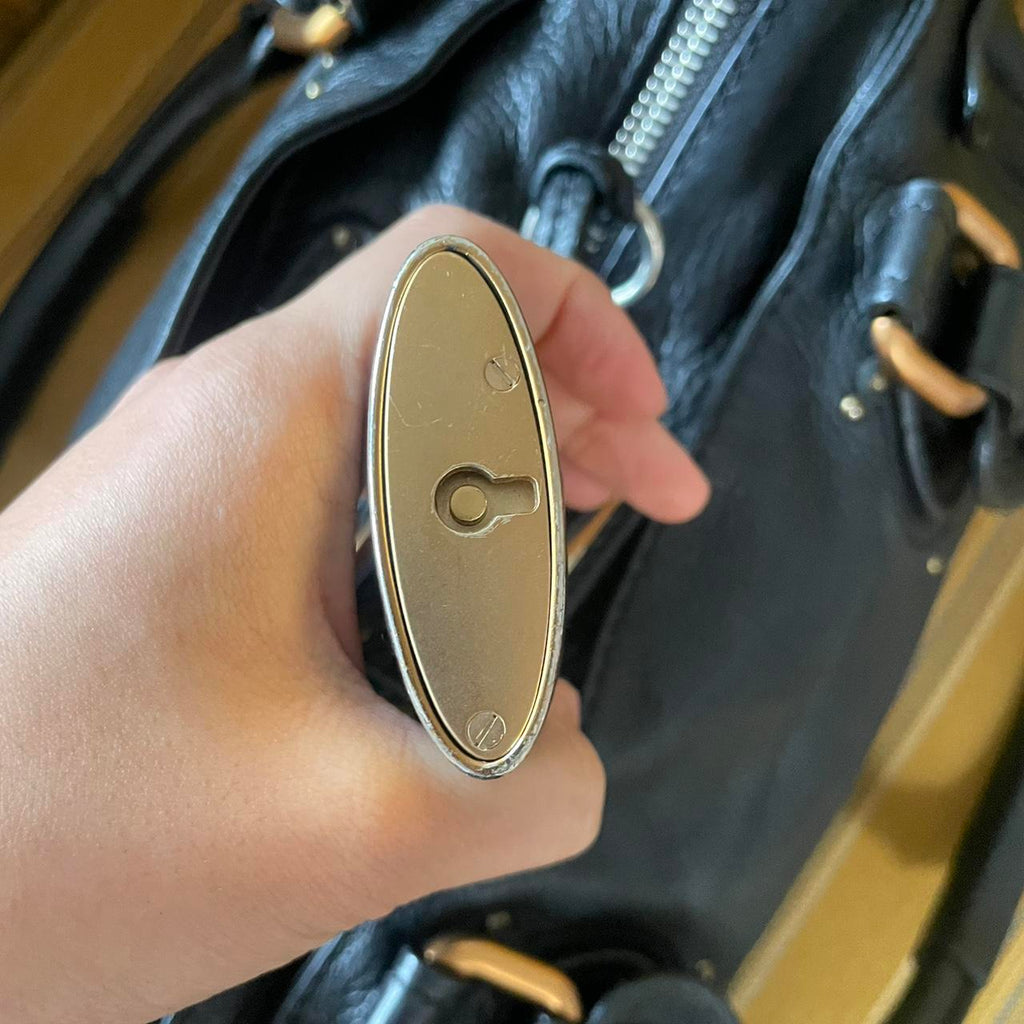 🔥 Authentic Vintage Classic Regular Size Black Leather Chloé Paddington Bag with Brass-toned Hardware Pre-owned 🔥