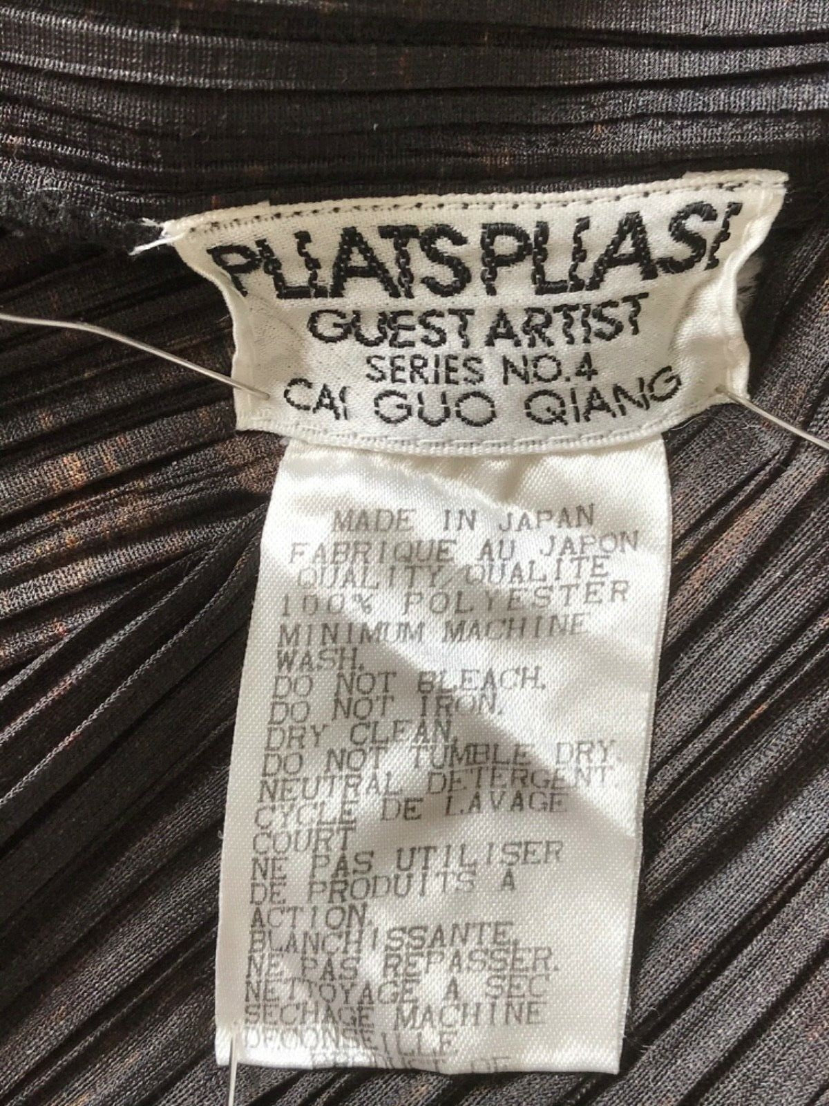 Pleats Please by ISSEY MIYAKE CAI GUO QIANG Gorgeous Dress Very Rare!