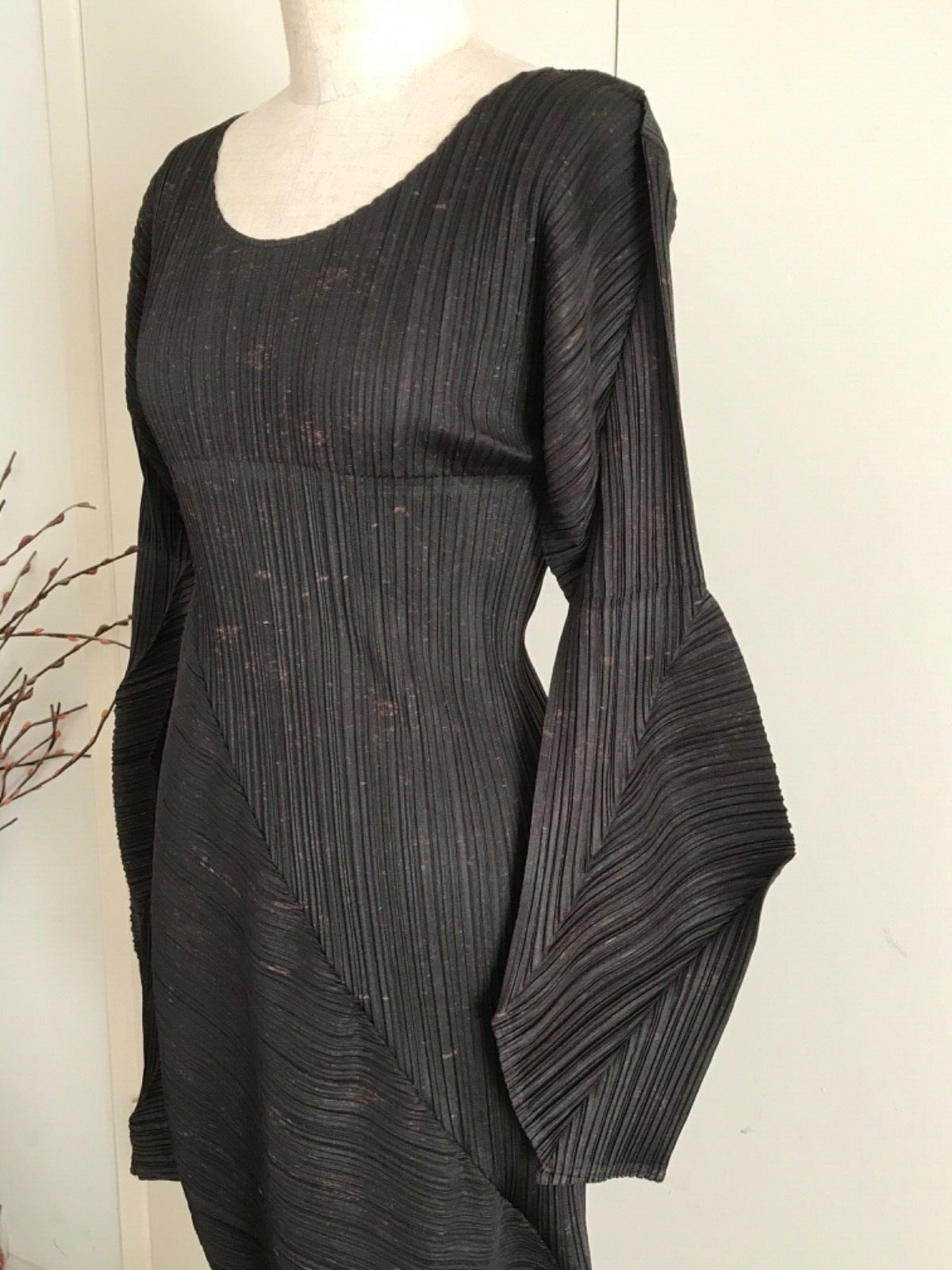 Pleats Please by ISSEY MIYAKE CAI GUO QIANG Gorgeous Dress Very Rare!
